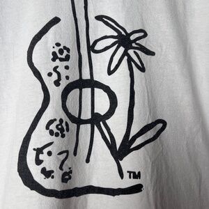 Gildan White Adult T-Shirt with Graphic Guitar Music Logo Large